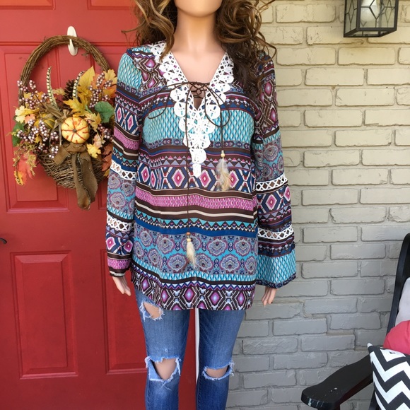 Umgee Tops - Aztec boho flare bell sleeve top tunic