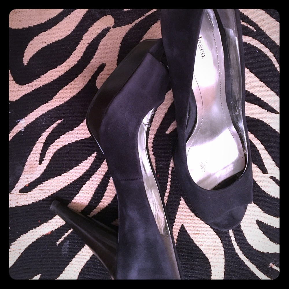 Don't step on  my blue suede shoes!