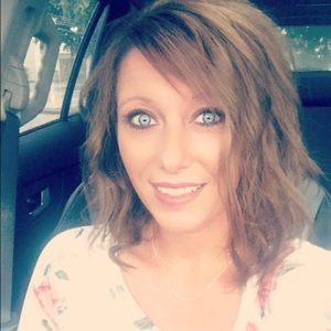 Meet your Posher, Alisha