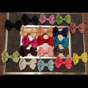 Piggie Bow Set