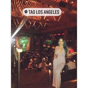 Meet your Posher, Azalea