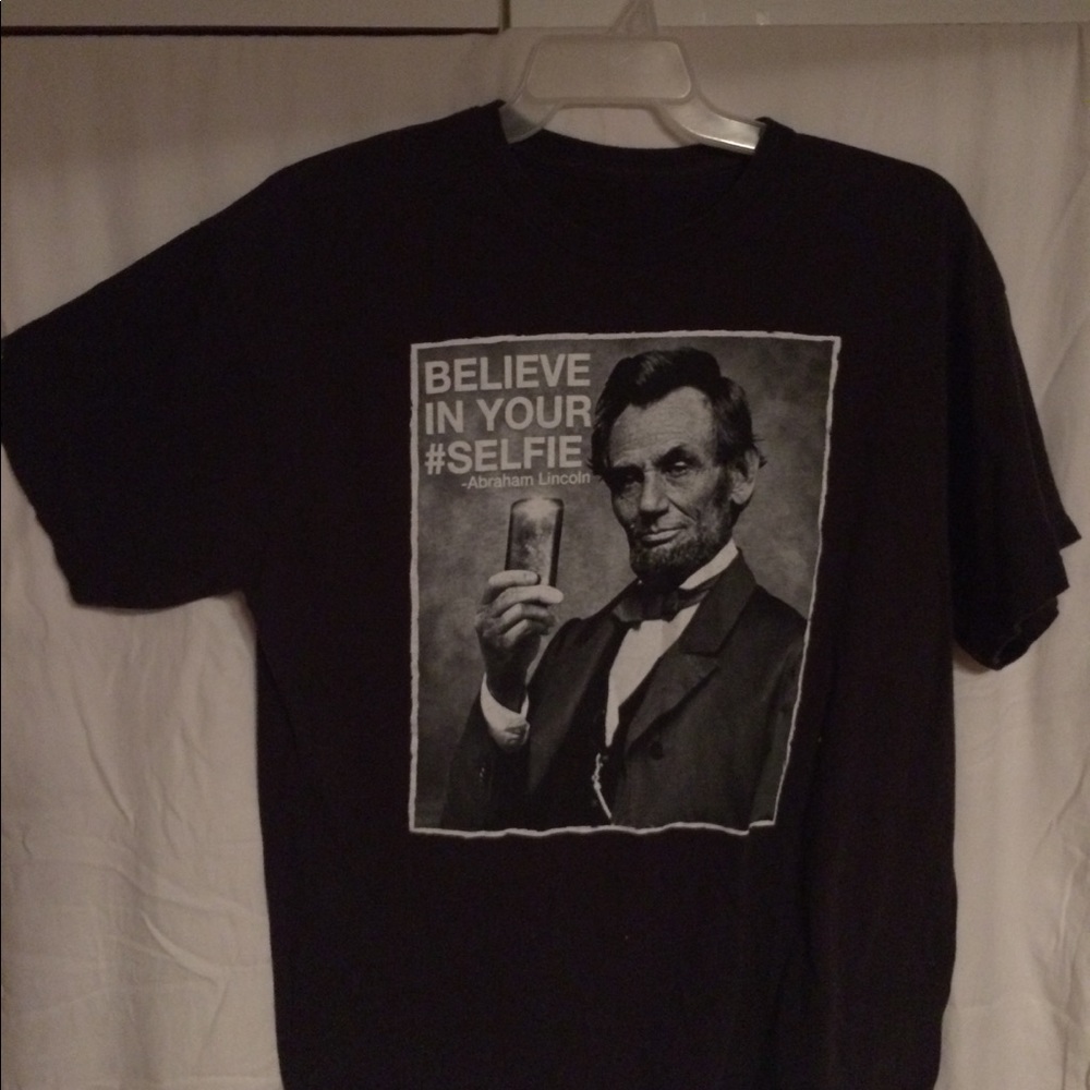 Men's graphic tshirt