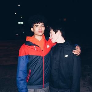 Meet your Posher, Heath