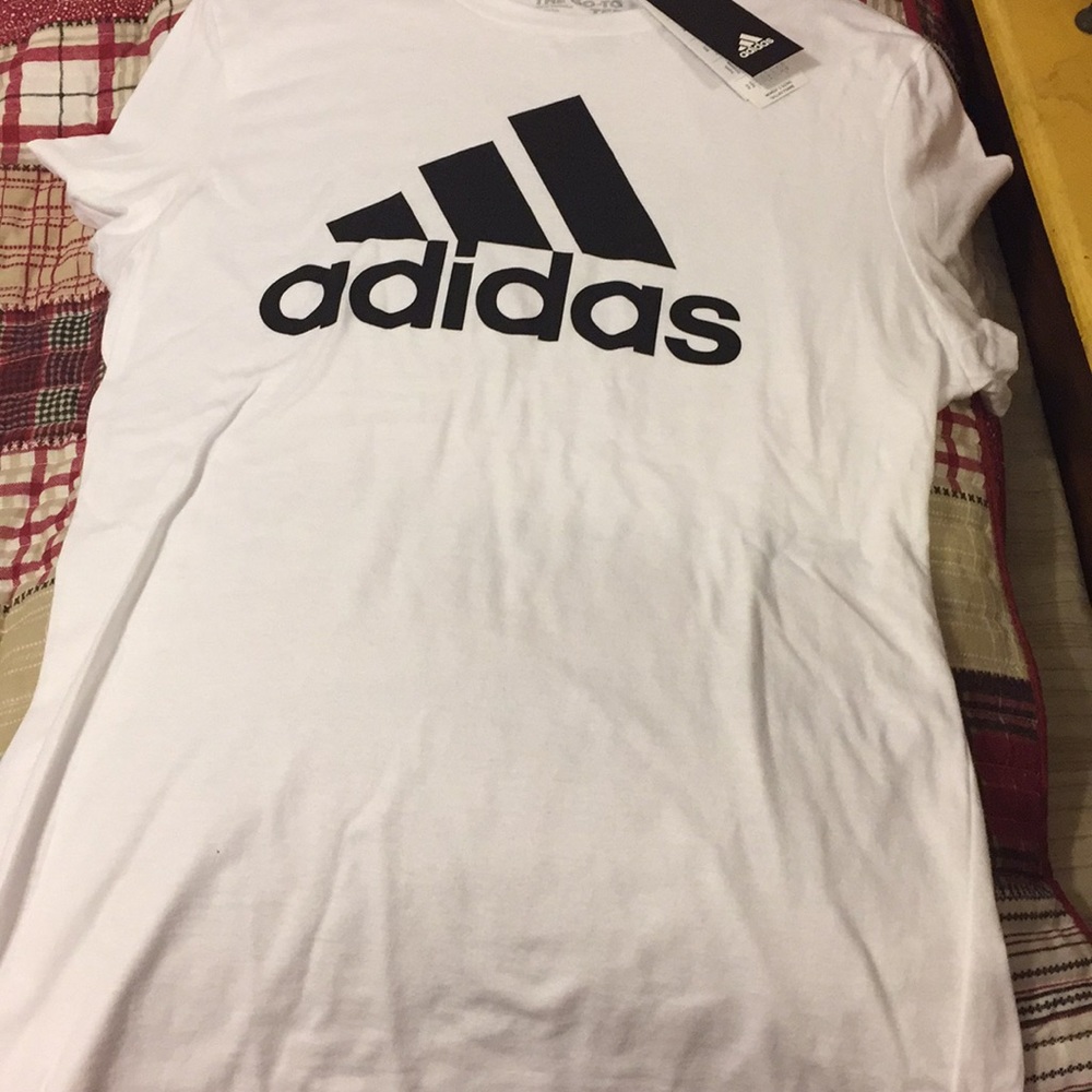 Adidas tee