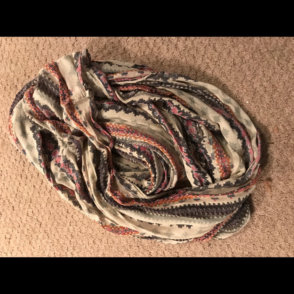Infinity scarf