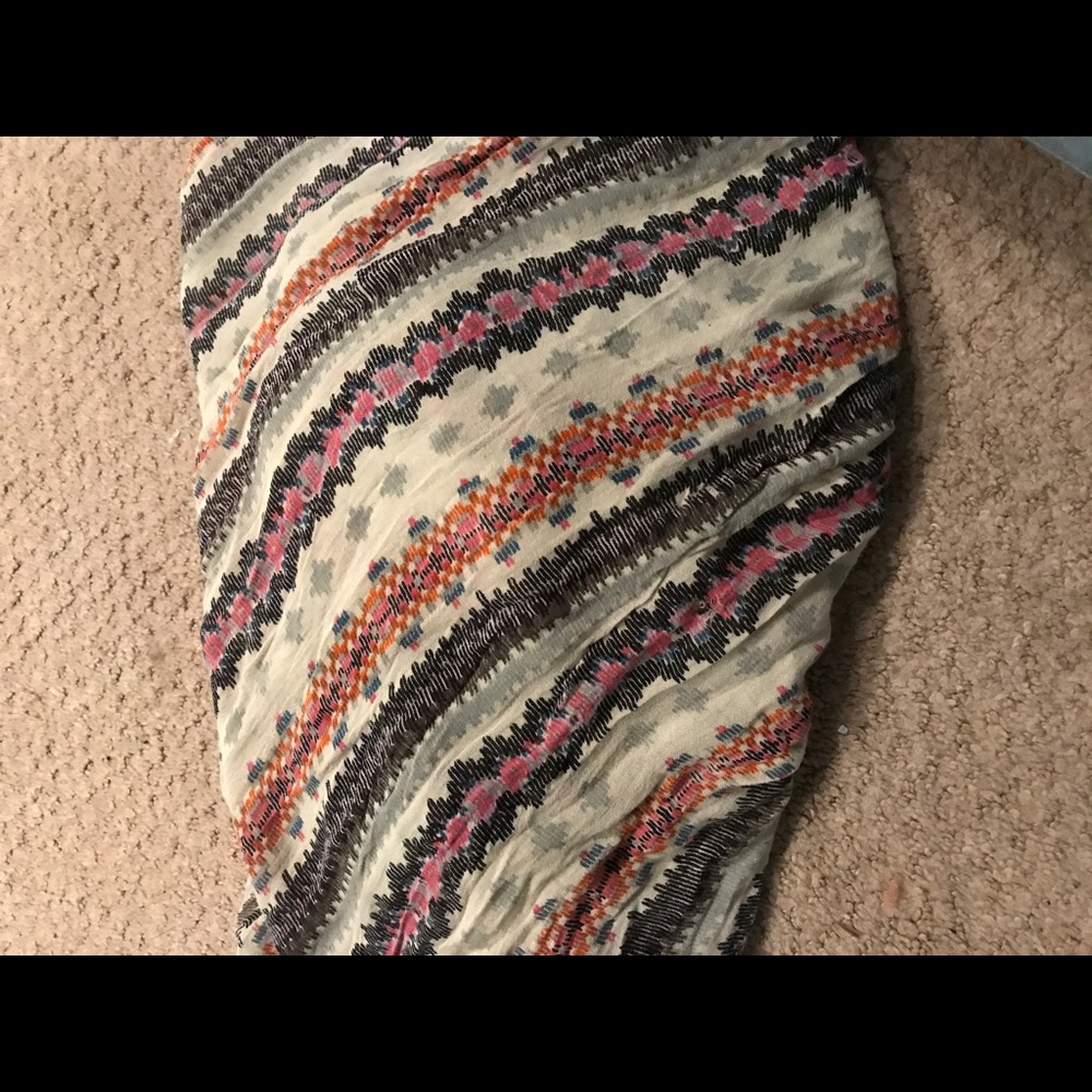 Infinity scarf - Picture 2 of 2