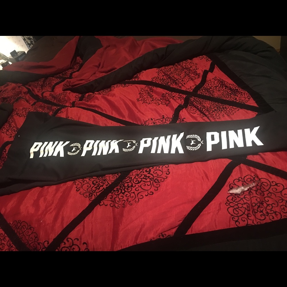 ***SOLD*** Pink yoga leggings