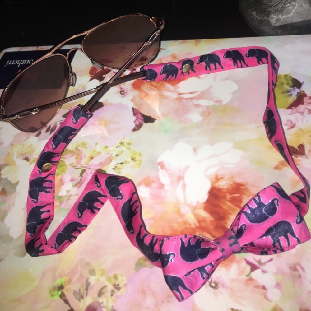 Sunglasses chain