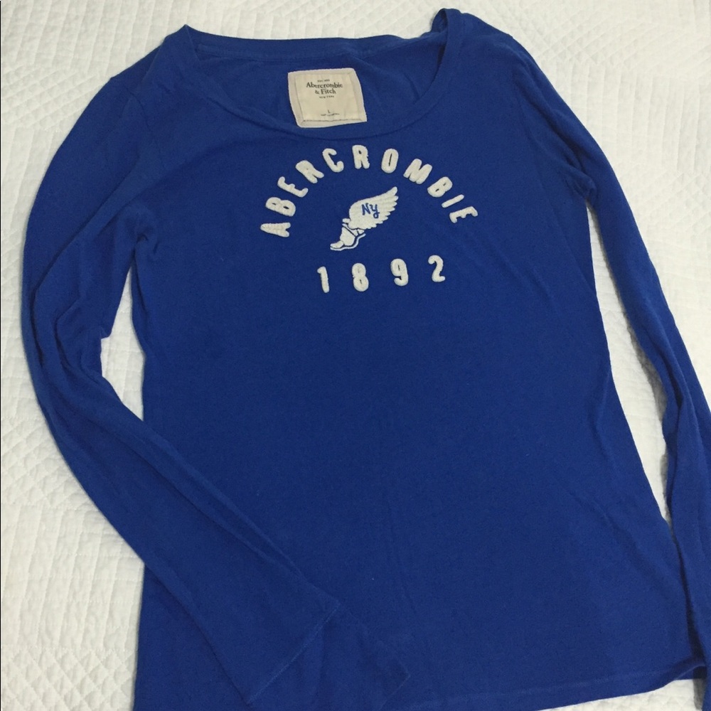 Abercrombie and Fitch Long-Sleeve