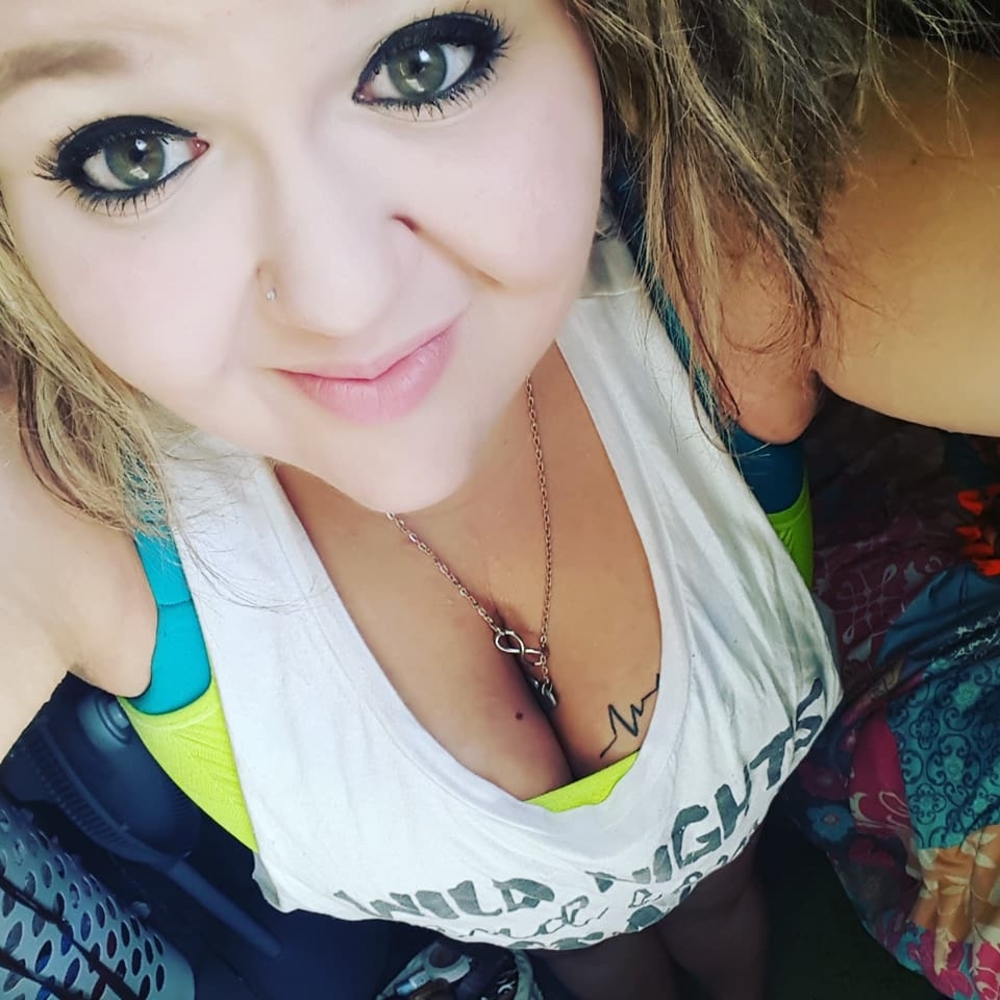 Meet your Posher, Kari