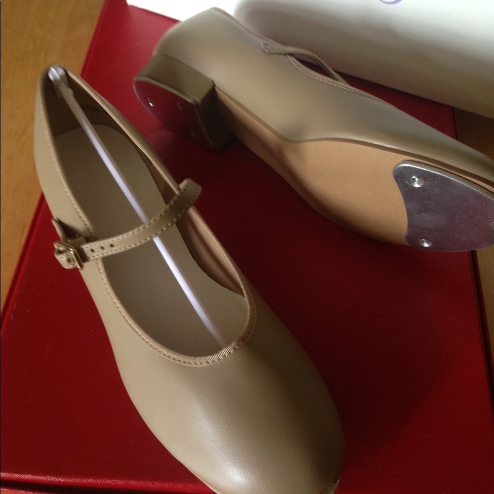 NEW Liberts kid tap shoes, size 9.5
