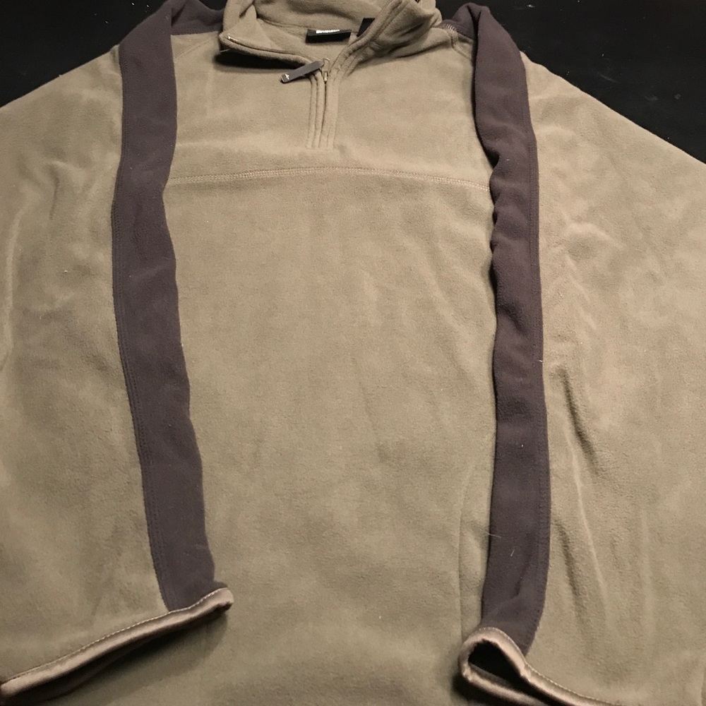 New never worn fleece
