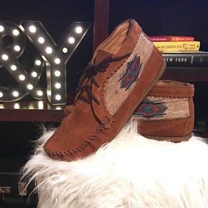 Minnetonka Booties