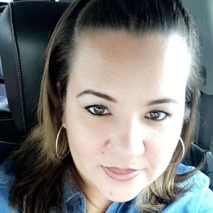 Meet your Posher, Janeth