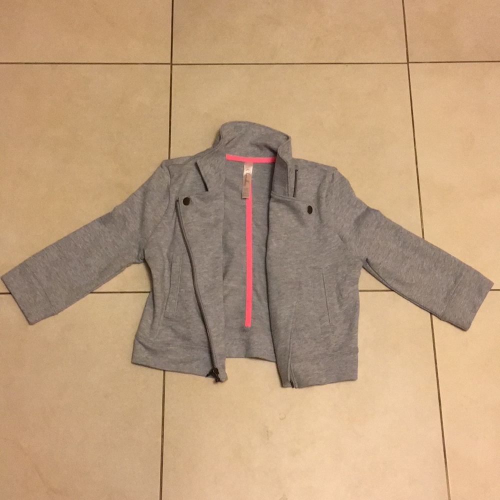 Gray blazer