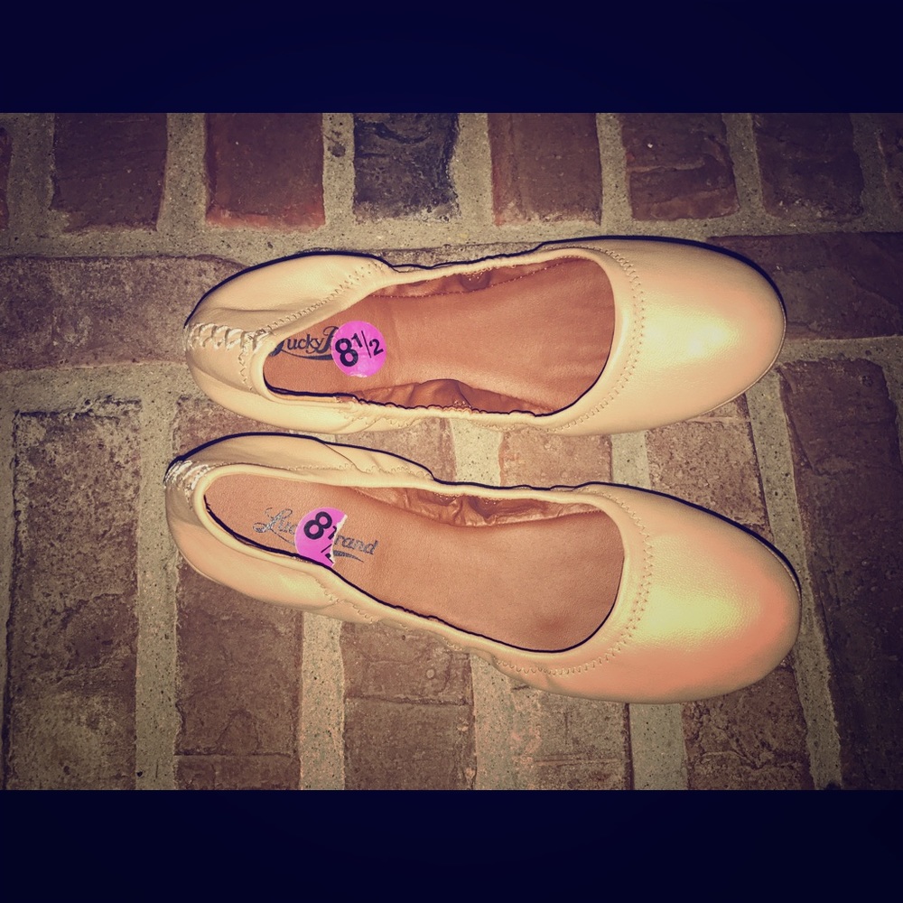 Lucky Brand flats.