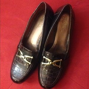 Life Stride Brown Loafers
