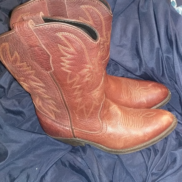 Boots - Picture 1 of 2