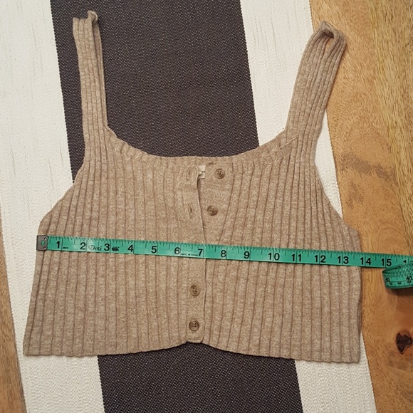 silence + noise crop top ☀️ - Picture 5 of 6