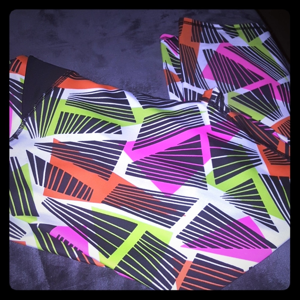 Fabletics low rise capri