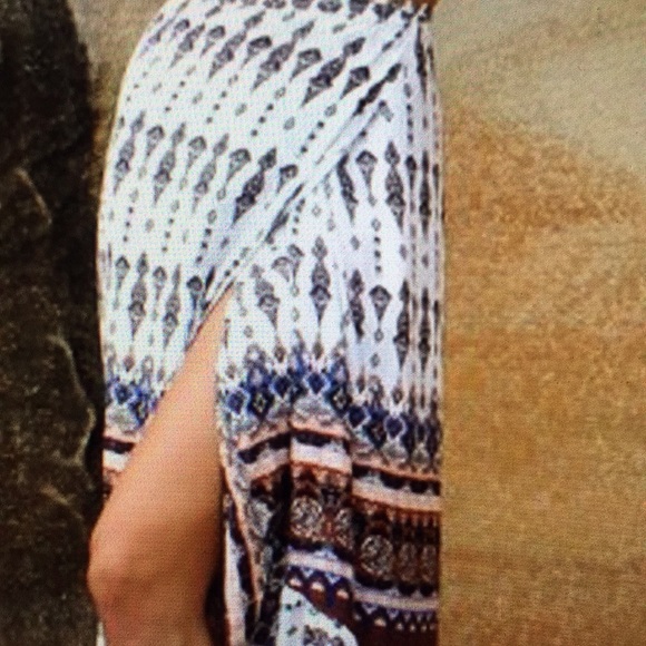 LAKLOOK Geometric Wrap Maxi Skirt - Picture 2 of 2