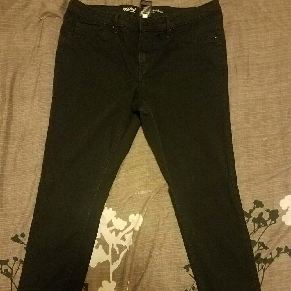 Mossimo black jeans