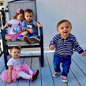 Meet your Posher, Pamela