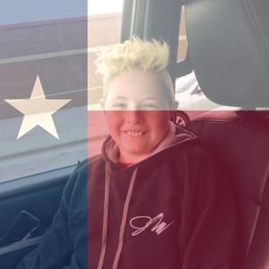 Meet your Posher, Derick