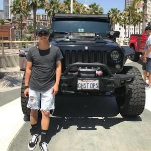 Meet your Posher, Jandy