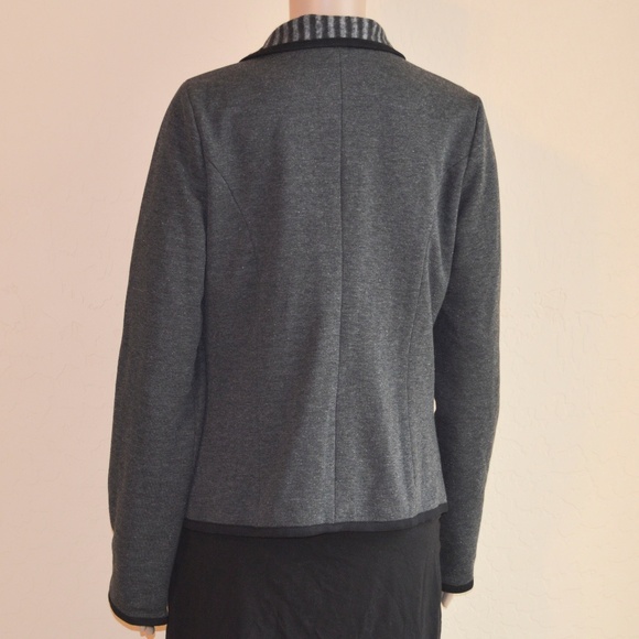 HEM & THREAD Hues of Gray Striped & Solid Knit Blazer Size Medium NWOT - Picture 5 of 5