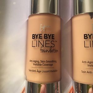 it Cosmetics Foundation (Medium Tan)