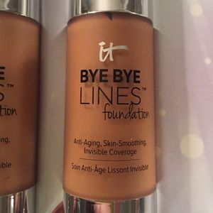 it Cosmetics Foundation (Deep)