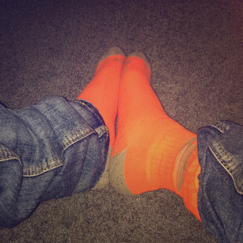 1 PK OF MOSSY ORANGE 🍊 SOCKS ALSO IN GRAY 15.00 $