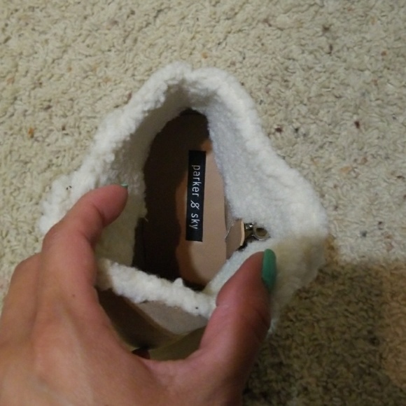 **SOLD****PARKER & SKY Wedged Ankle Booties - Picture 4 of 4