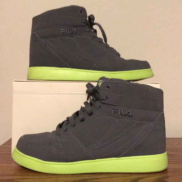 lightweight high top shoes