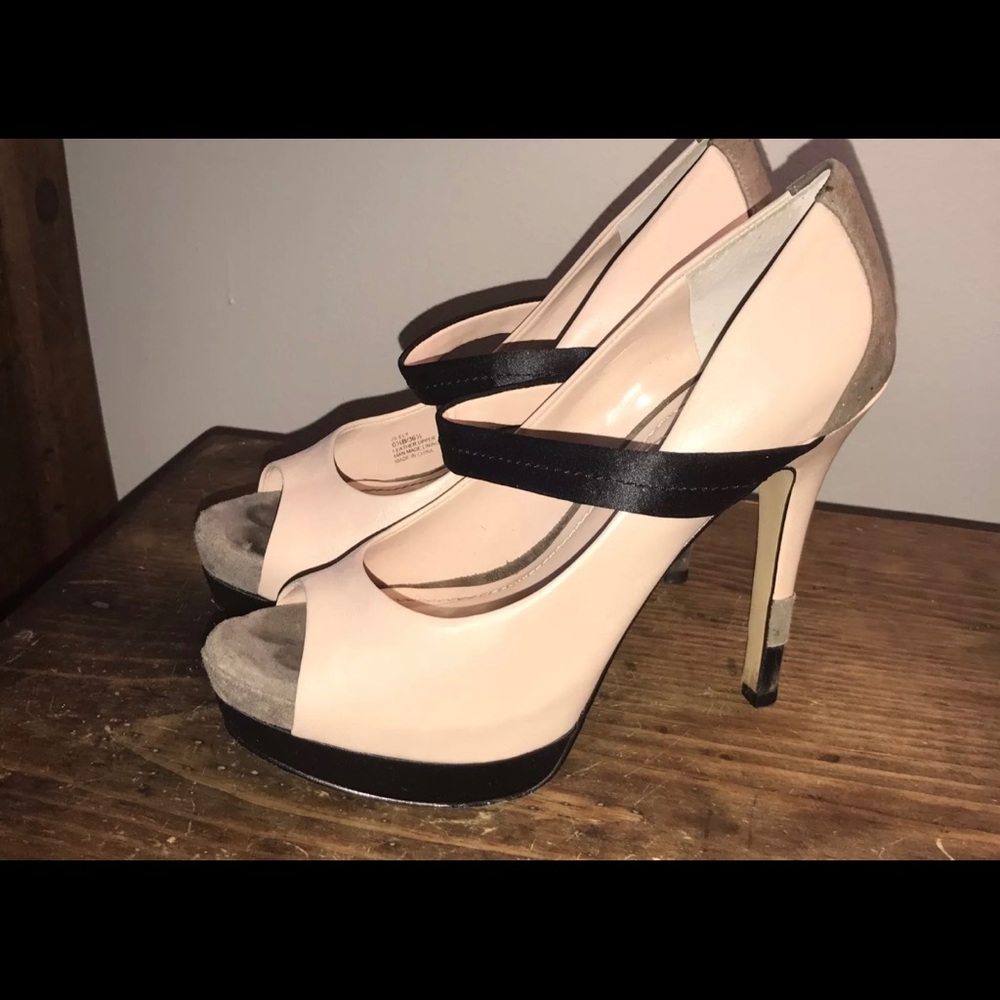 JESSICA SIMPSON Nude Peep-toes - sz 6.5