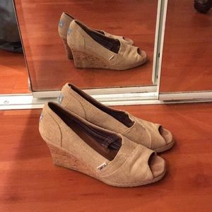 TOMS wedge slip on, open toe heals!