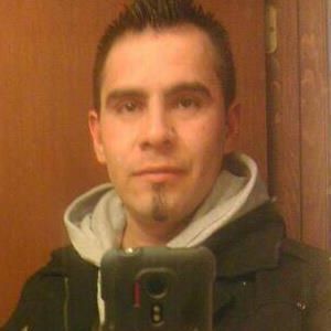 Meet your Posher, Carlos