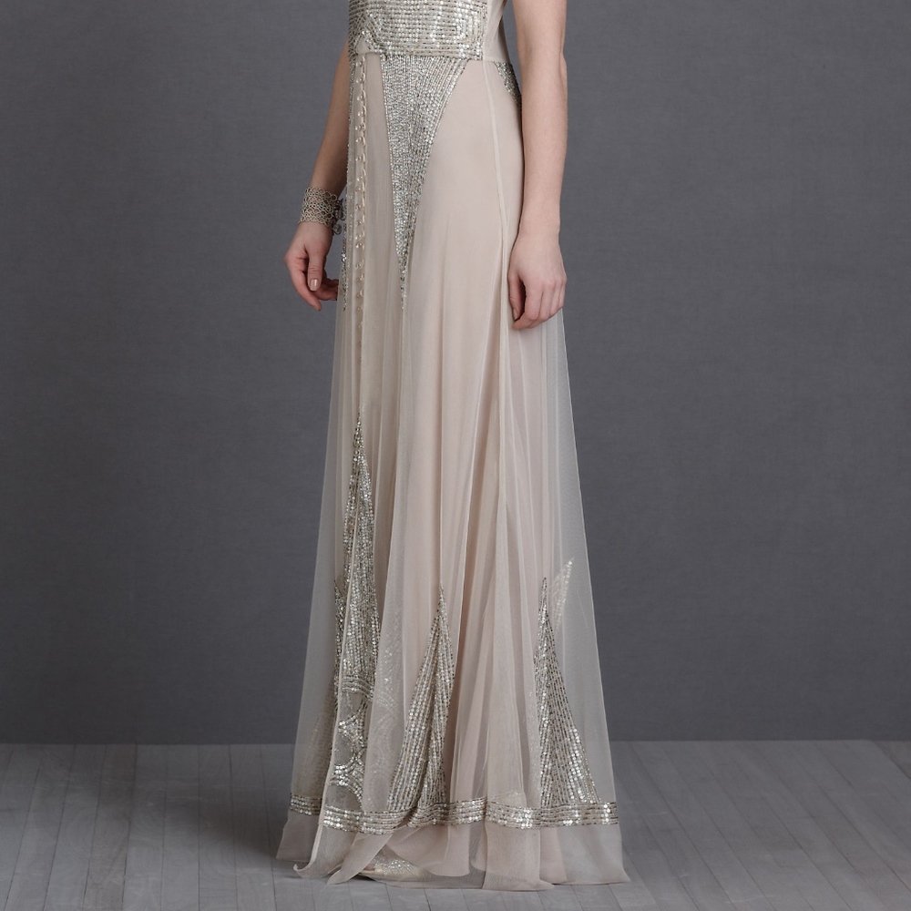 ISO Anna Sui Gown (mine destroyed in a fire) - Picture 2 of 4