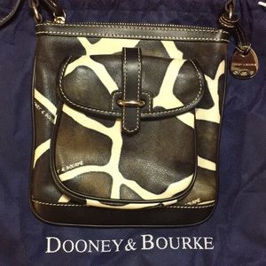 Dooney & Bourke giraffe letter carrier purse