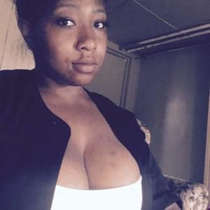 Meet your Posher, Shakeya