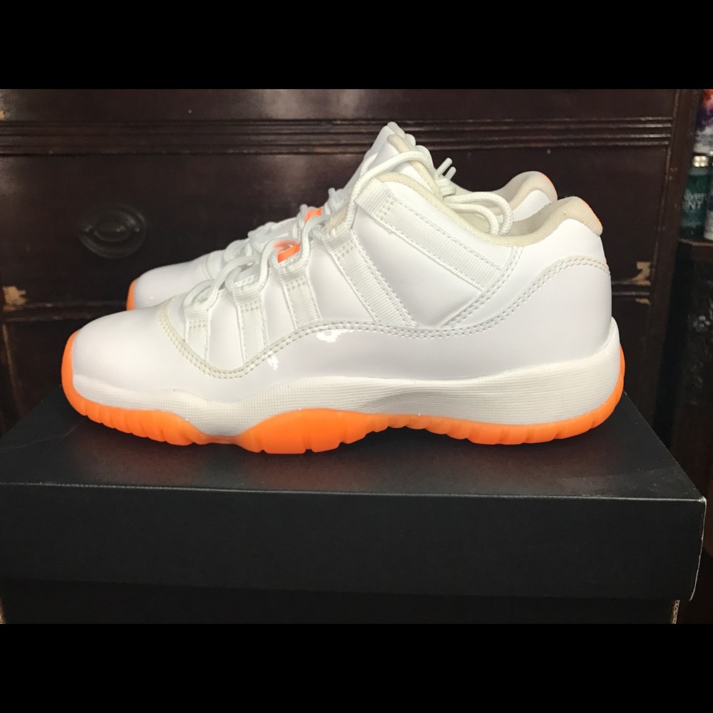 Air Jordan retro 11 "citrus"