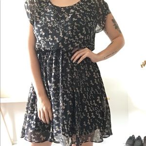 Cute bow print dress