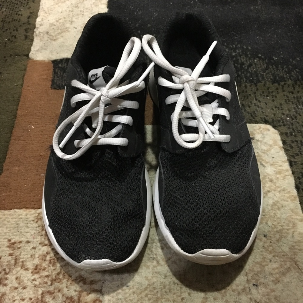 Nike Kaishi Sneakers