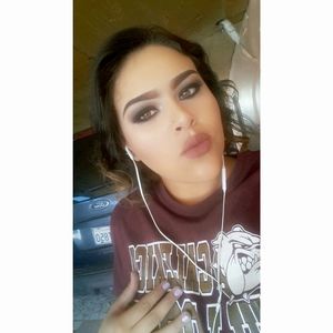 Meet your Posher, Yahaira