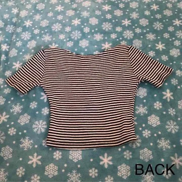 Button Up Crop Shirt - Picture 1 of 2