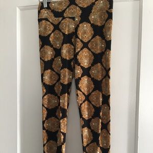 Lularoe Made in Korea OS Leggings