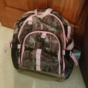 Pink mossy oak back pack