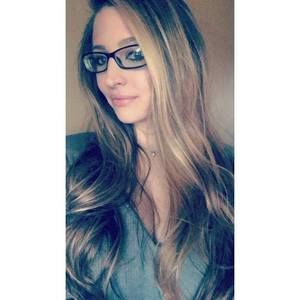 Meet your Posher, Stacy