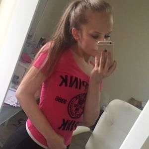 Meet your Posher, Roselynn